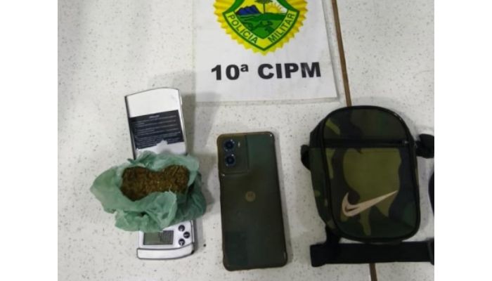 Cantagalo - Homem é detido com drogas